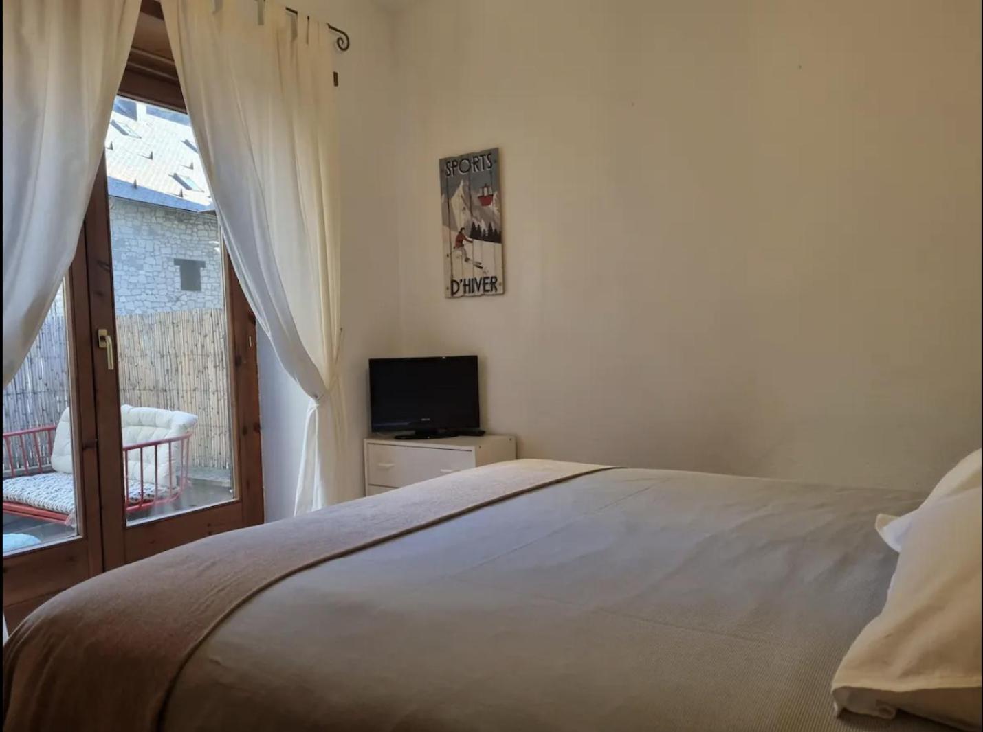 Apartamento CHECK-IN CASAS El rincón Benasque Exterior foto